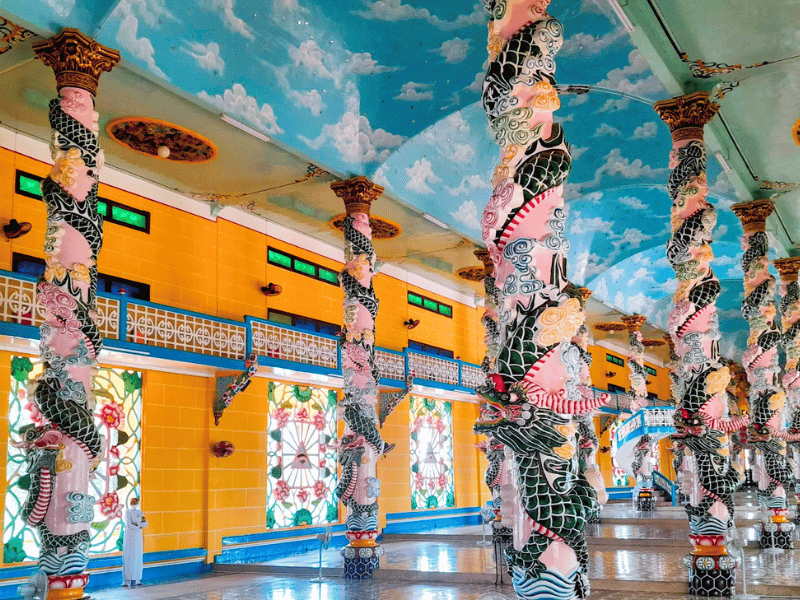 Cao-Dai-Temple-3