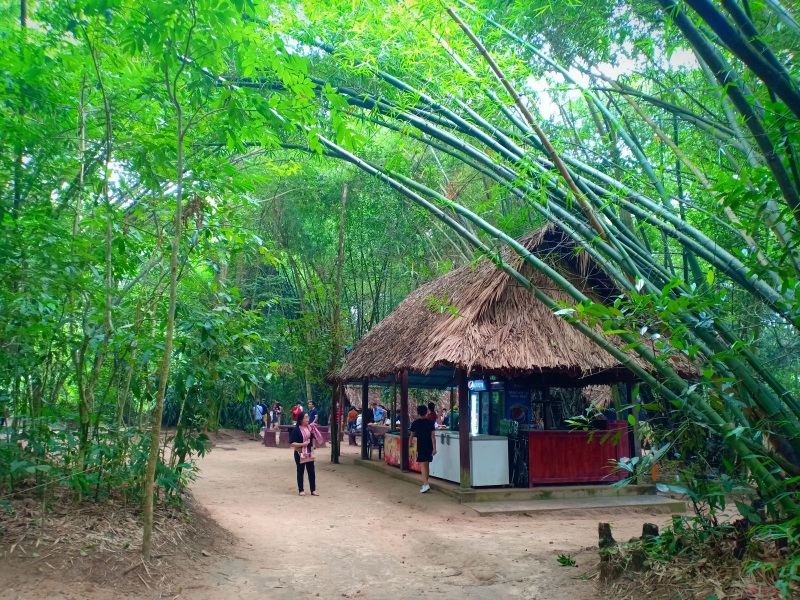 Cu-Chi-Tunnels-1
