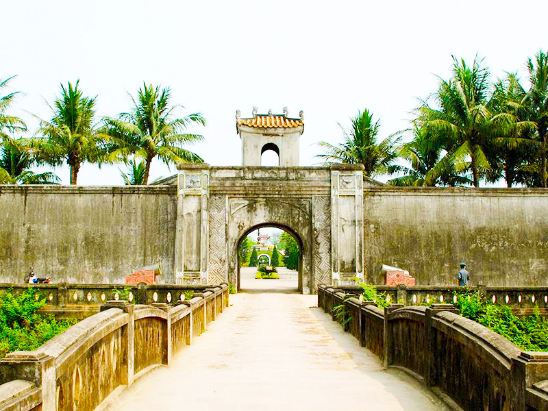 ancient-citadel-of-quang-tri