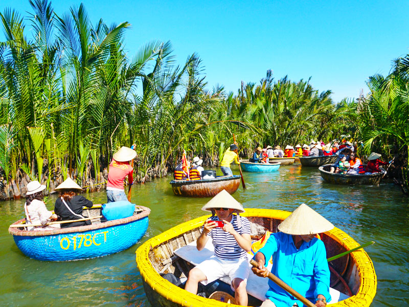 cam-thanh-coconut-forest-basket-boat-experience