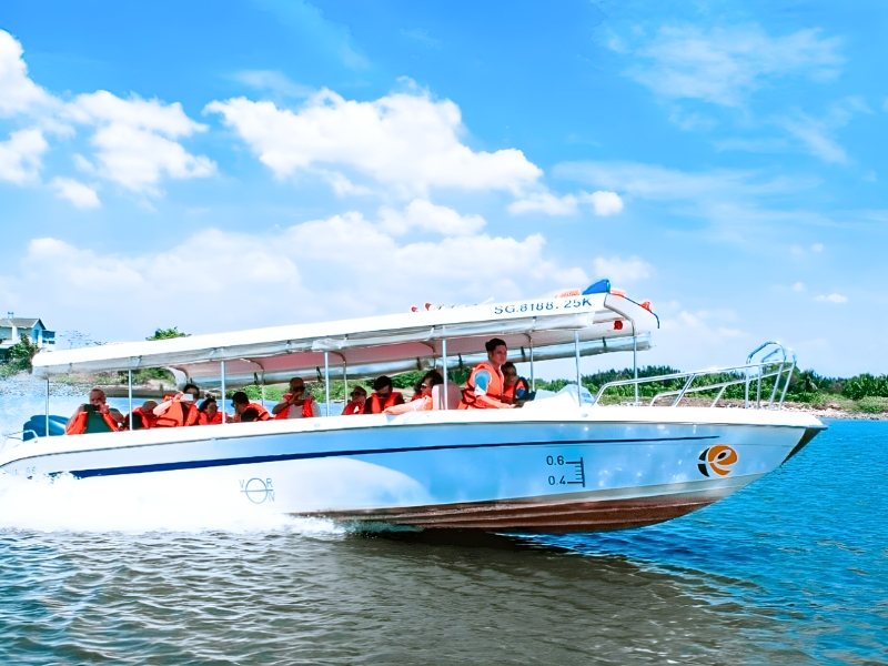 cu-chi-tunnels-eco-boat-tour