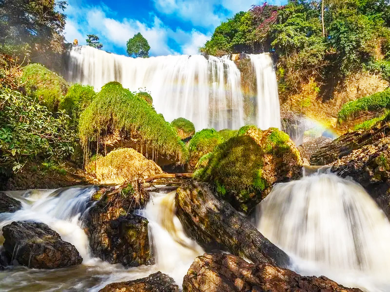 elephant-waterfall