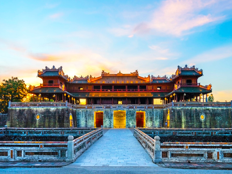 hue-city-tour-imperial-citadel