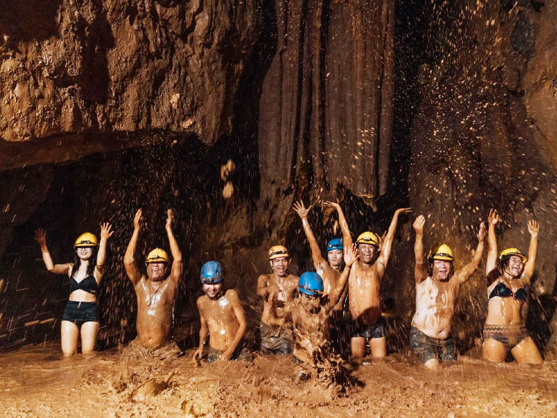 mud-bath-in-dark-cave
