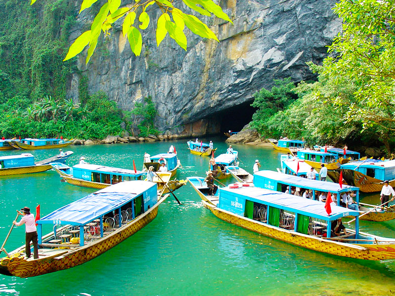phong-nha-cave-tour-from-hue