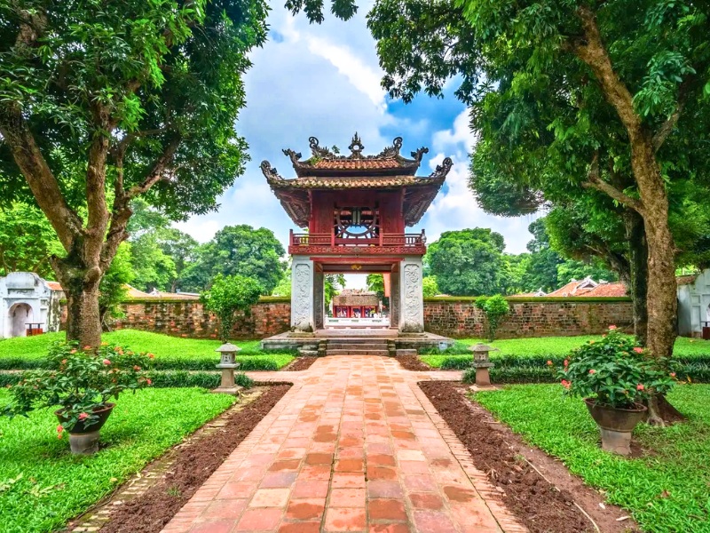temple-of-literature-hanoi