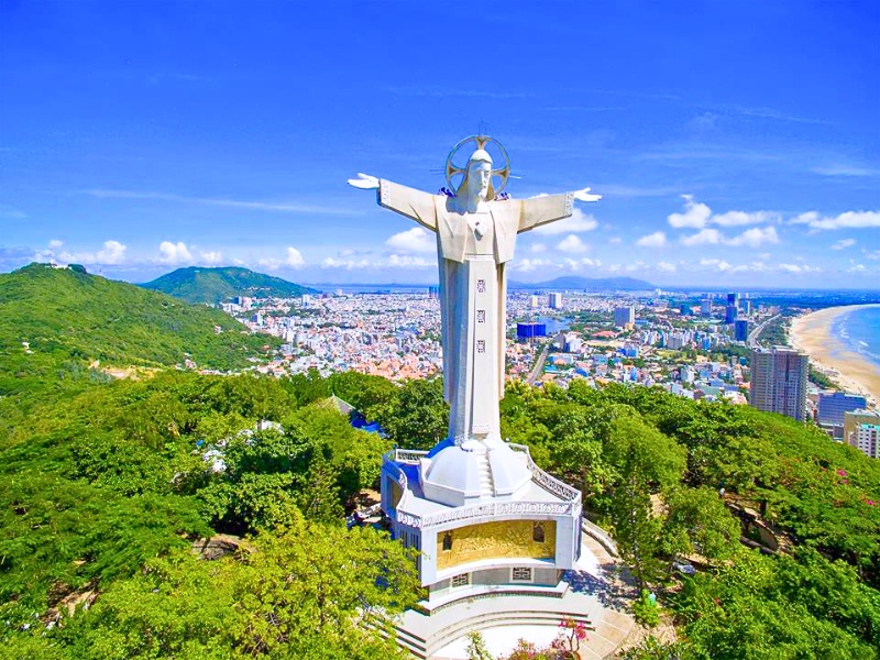 the-jesus-christ-statue