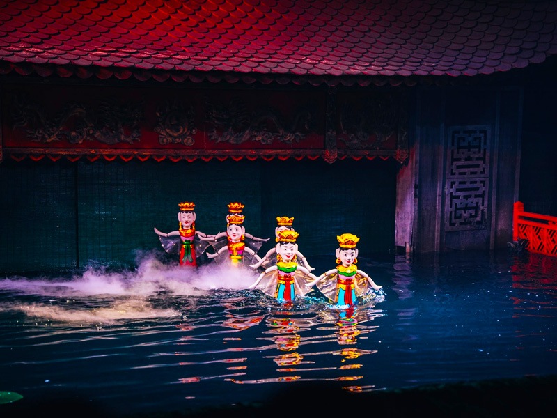 water-puppet-show
