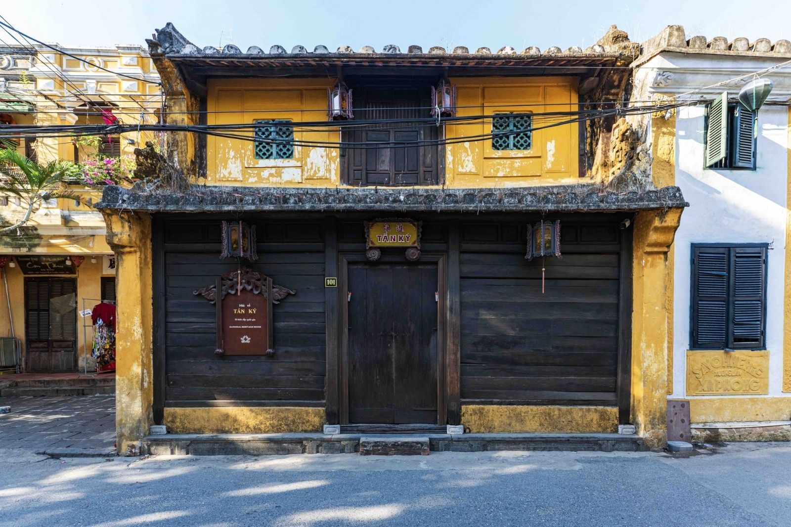 Tan-Ky-Old-House